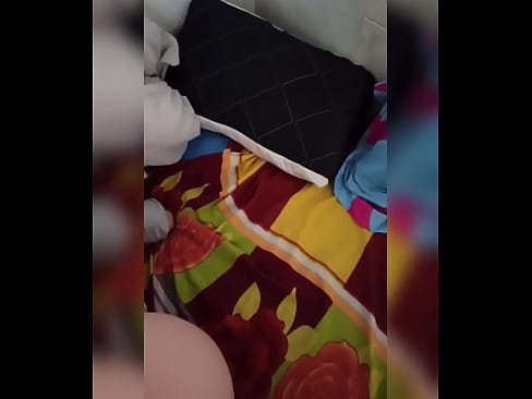 ❤️ Minu toakaaslane jääb üksi koju, sest tema abikaasa läheb puhkusele ja ma kasutan võimalust teda nussida ja täita tema perse piimaga ️❌ Pornovideo at et.com-porn-mz.ru ️❤
